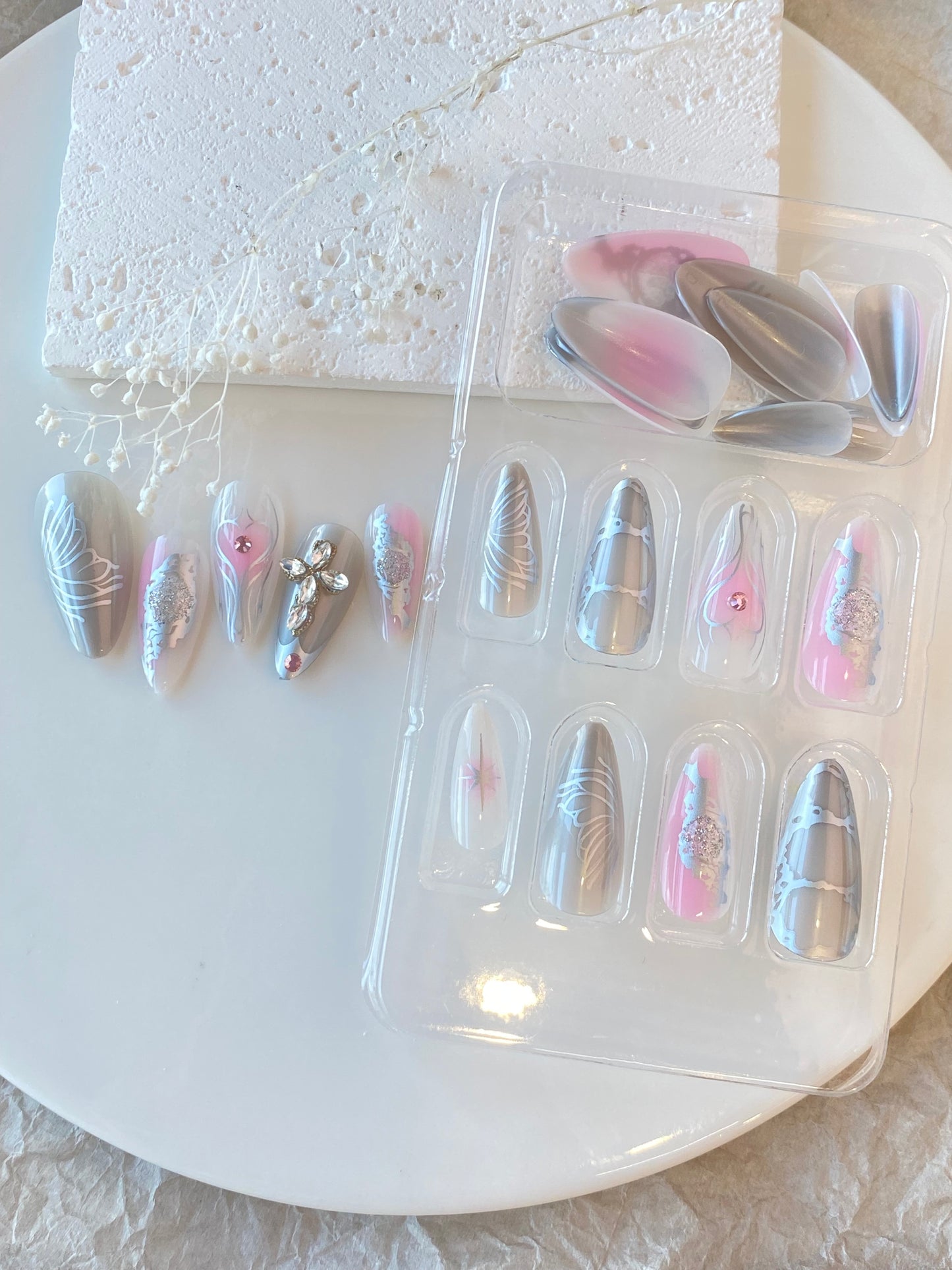 Mystic Bloom – Abstract Foil Press-On Nails