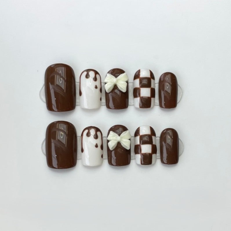 Choco Chic – Dessert-Inspired Press-On Nails