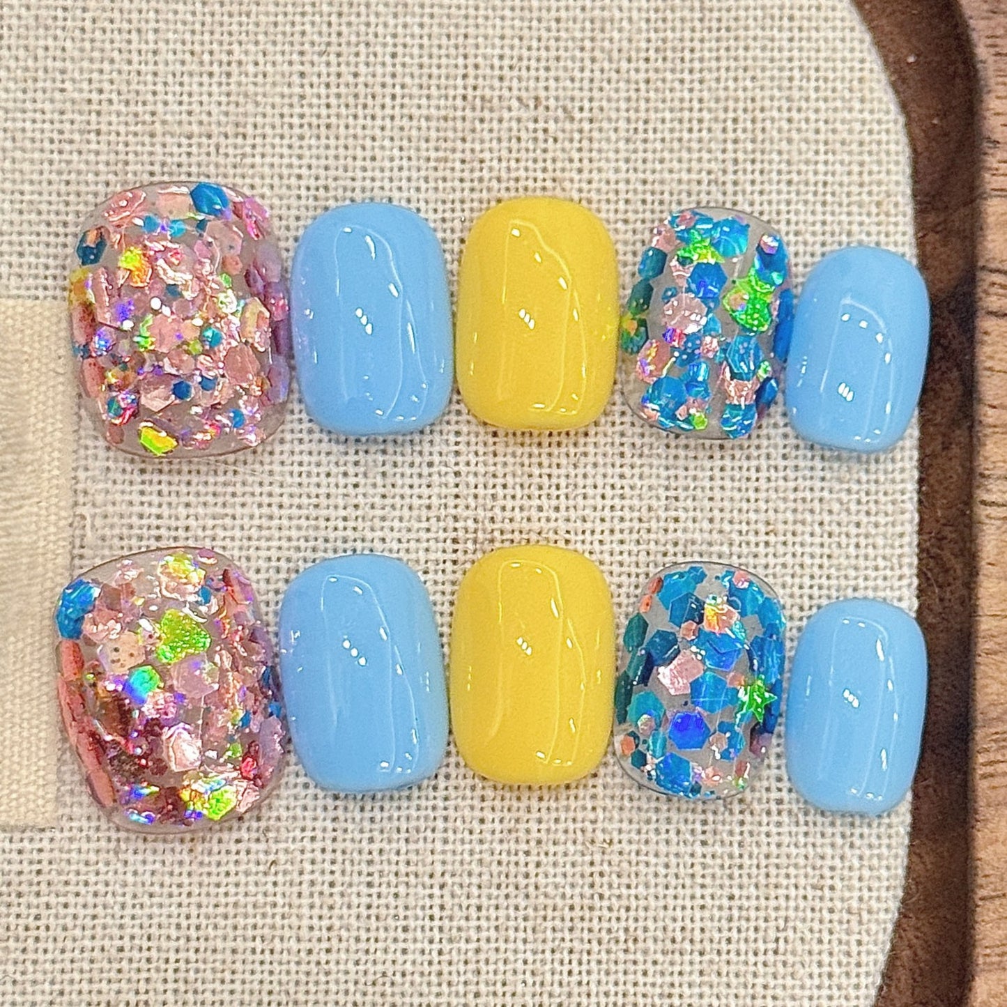 Candy Pop – Glitter & Pastel Press-On Nails