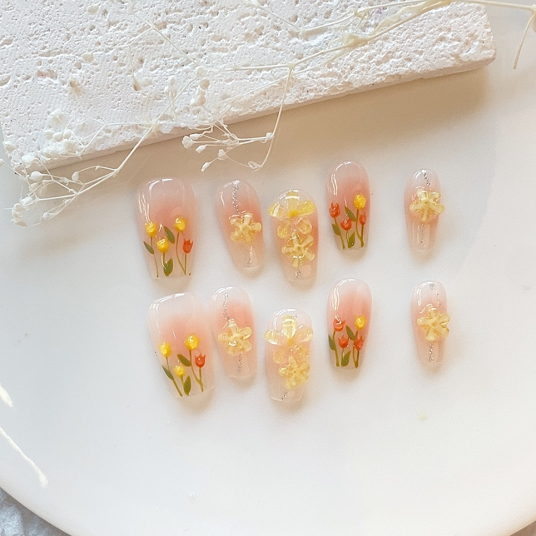 Tulip Whisper – Spring Garden Press-On Nails