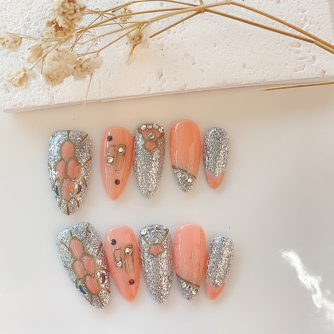 Glam Viper – Glitter & Geometric Press-On Nails