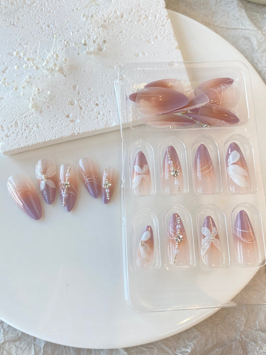 Petal Veil – Ombré Floral Press-On Nails